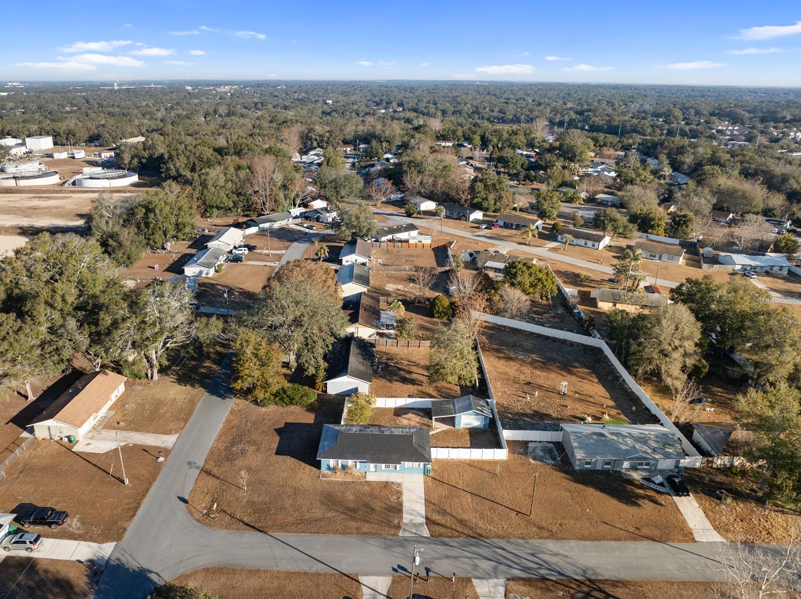 Image 42 of 46 For 301 Magnolia Way