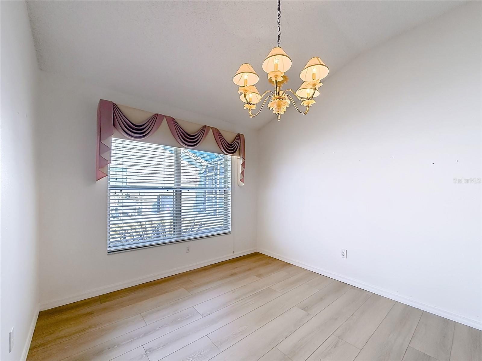 Image 12 of 36 For 1109 Saldivar Road