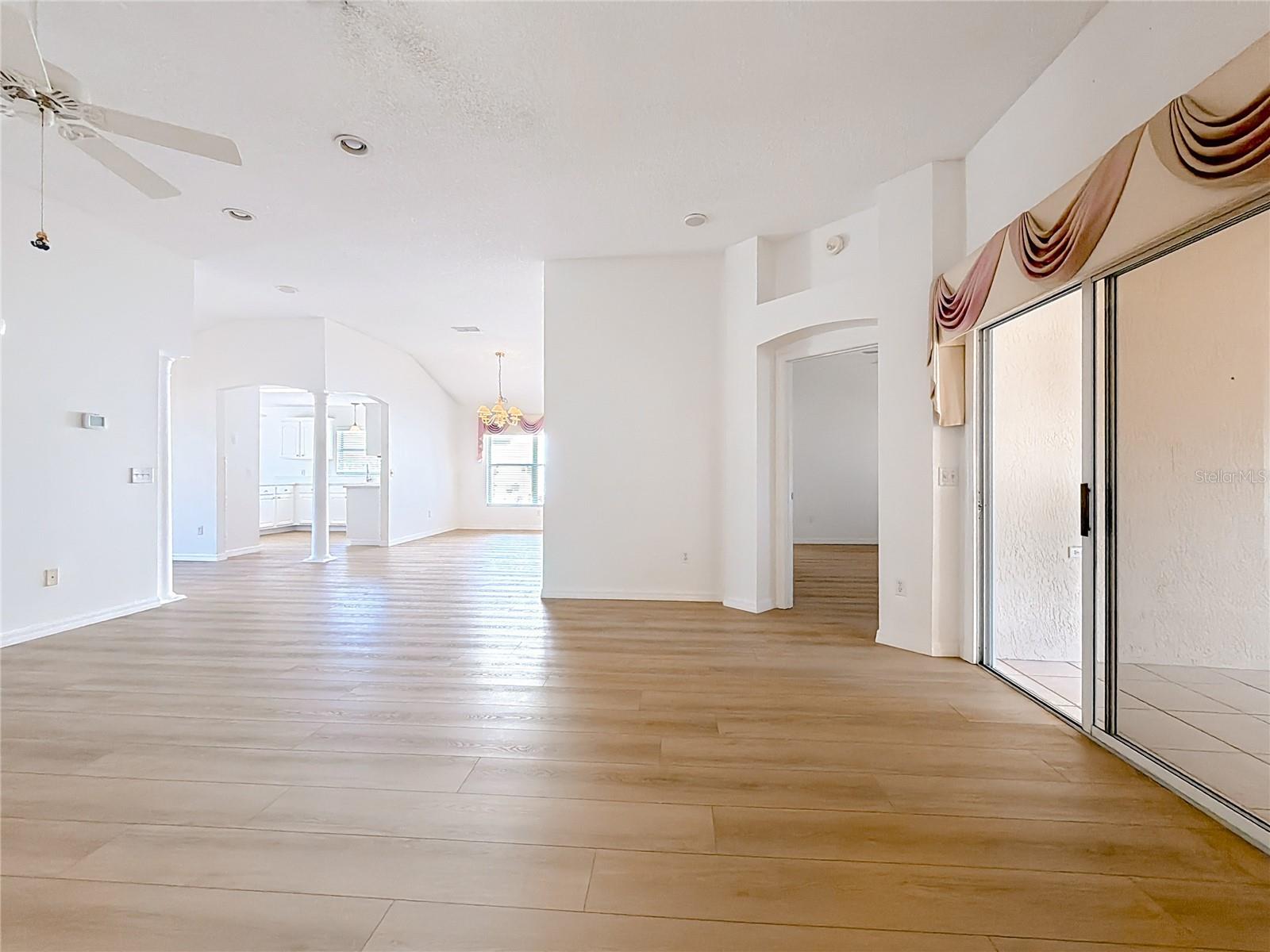 Image 15 of 36 For 1109 Saldivar Road