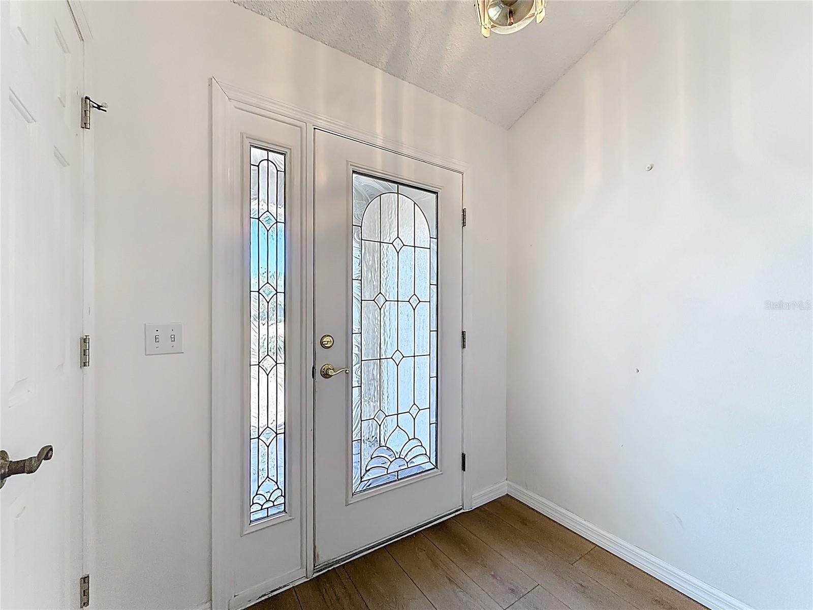 Image 4 of 36 For 1109 Saldivar Road