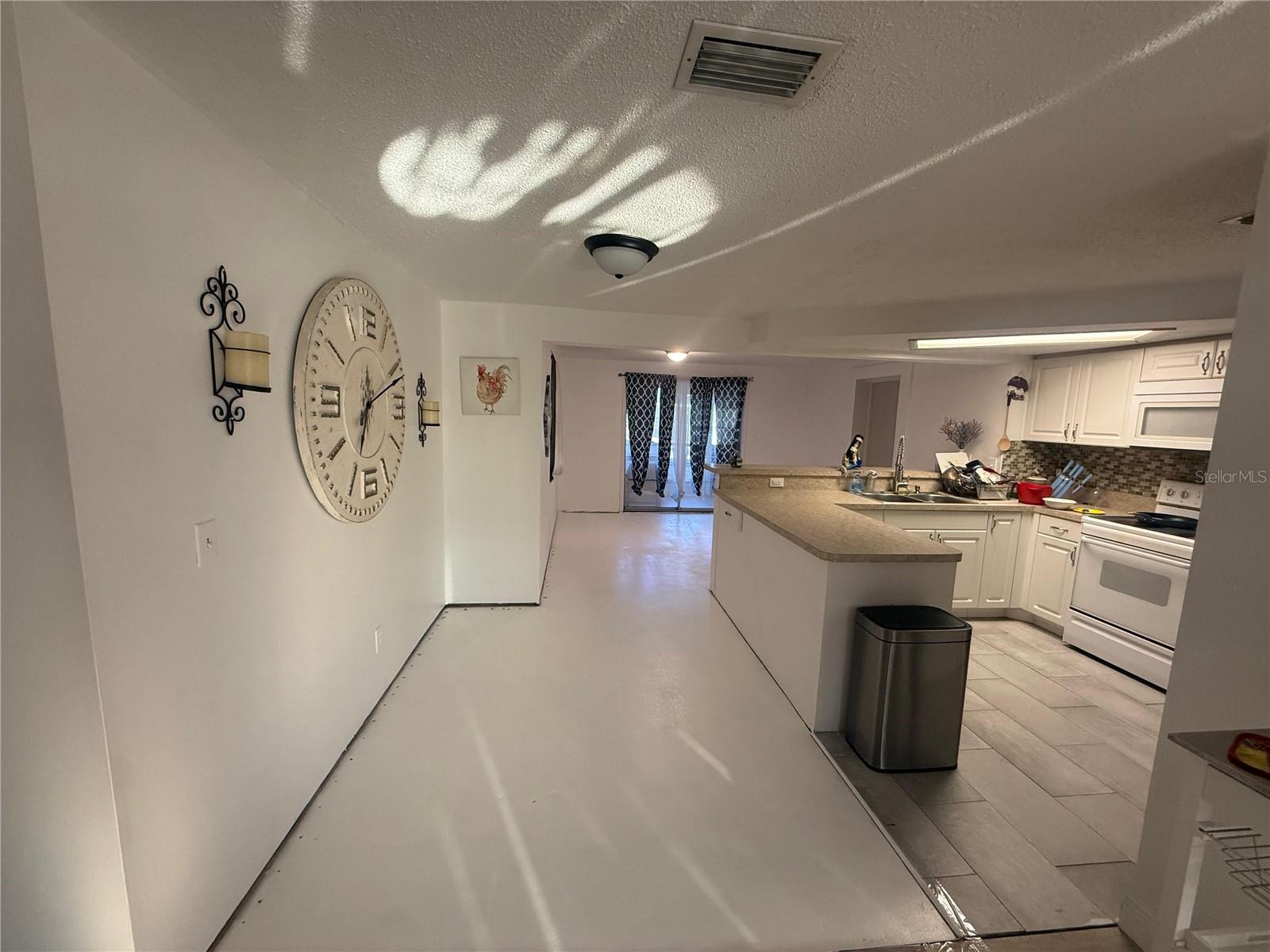 Image 21 of 31 For 6020 17th Street