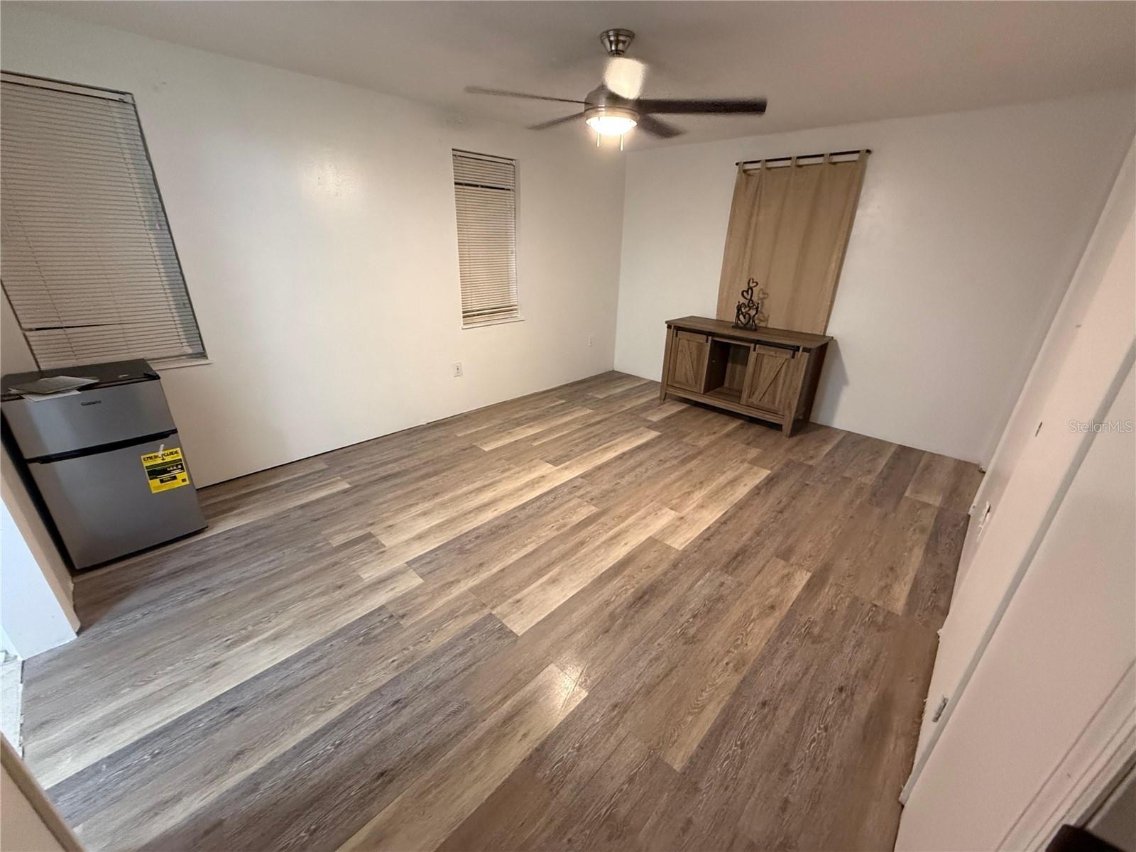 Image 24 of 31 For 6020 17th Street