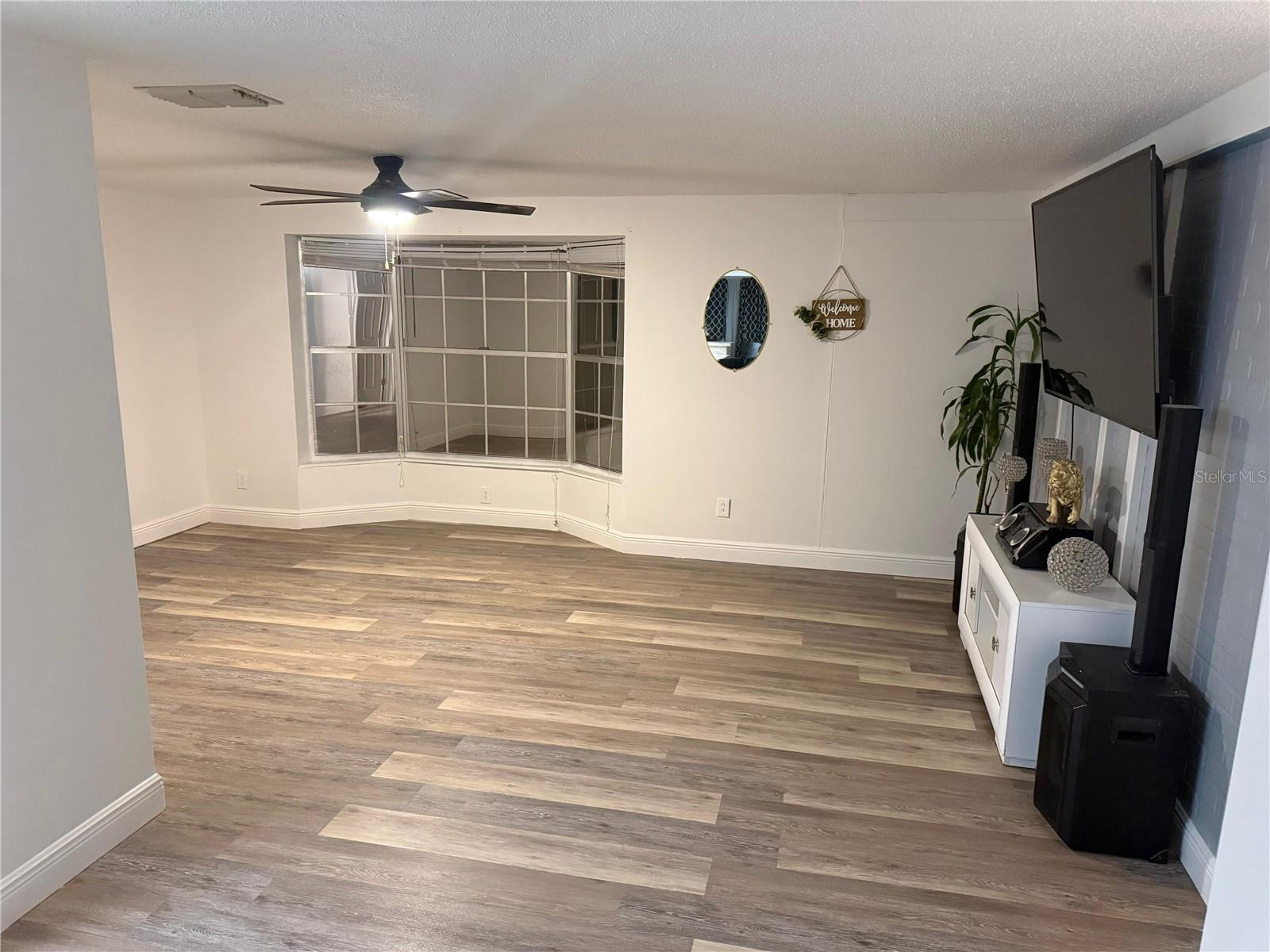 Image 27 of 31 For 6020 17th Street