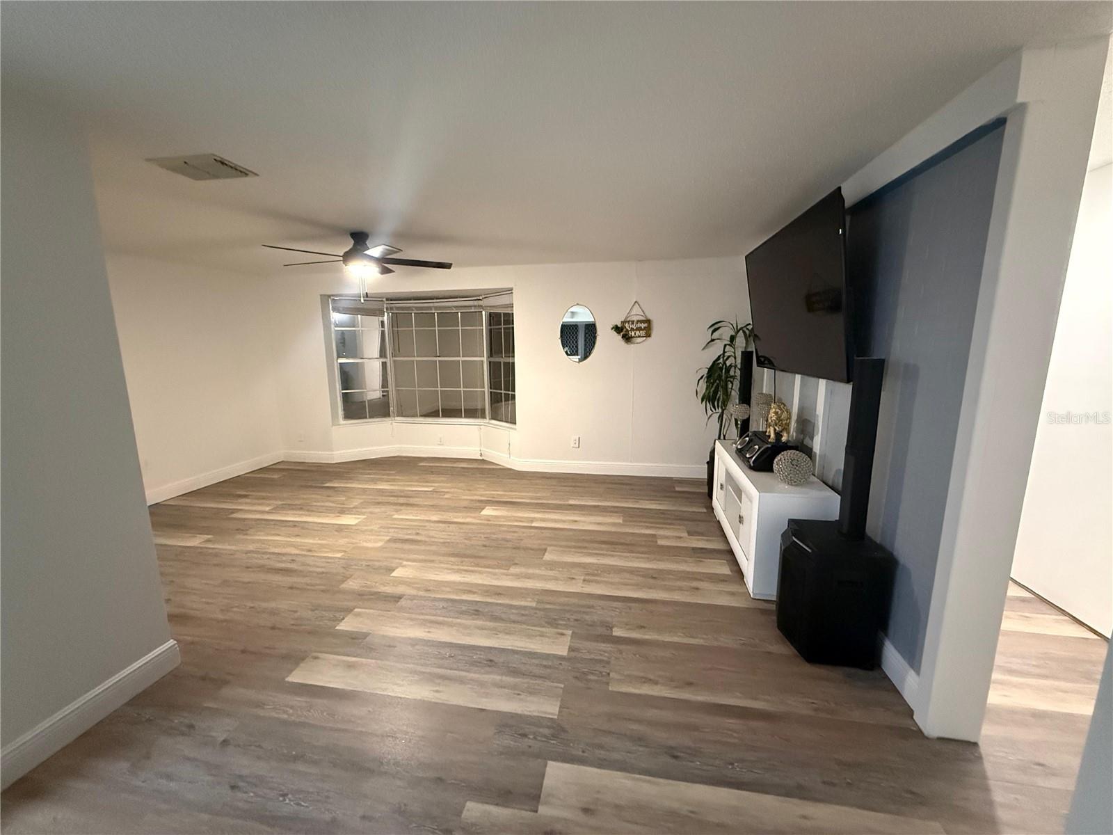 Image 28 of 31 For 6020 17th Street