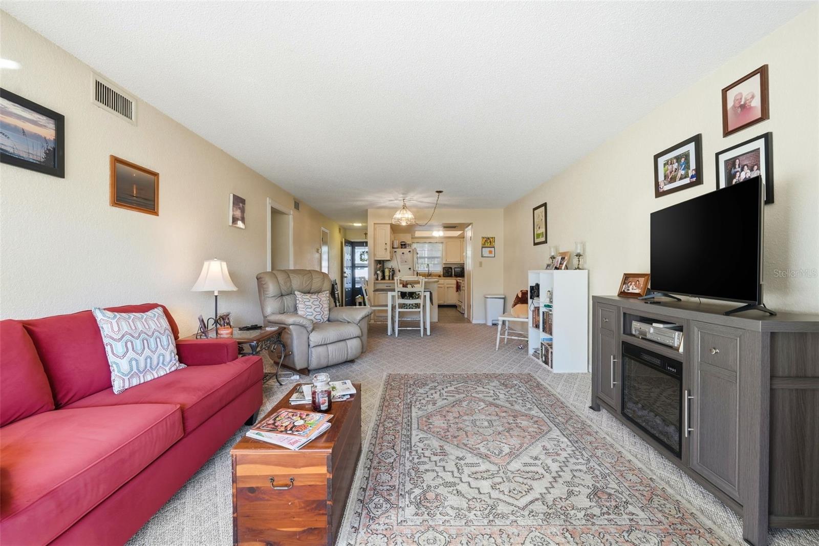 Image 12 of 45 For 110 Tremain Street 109