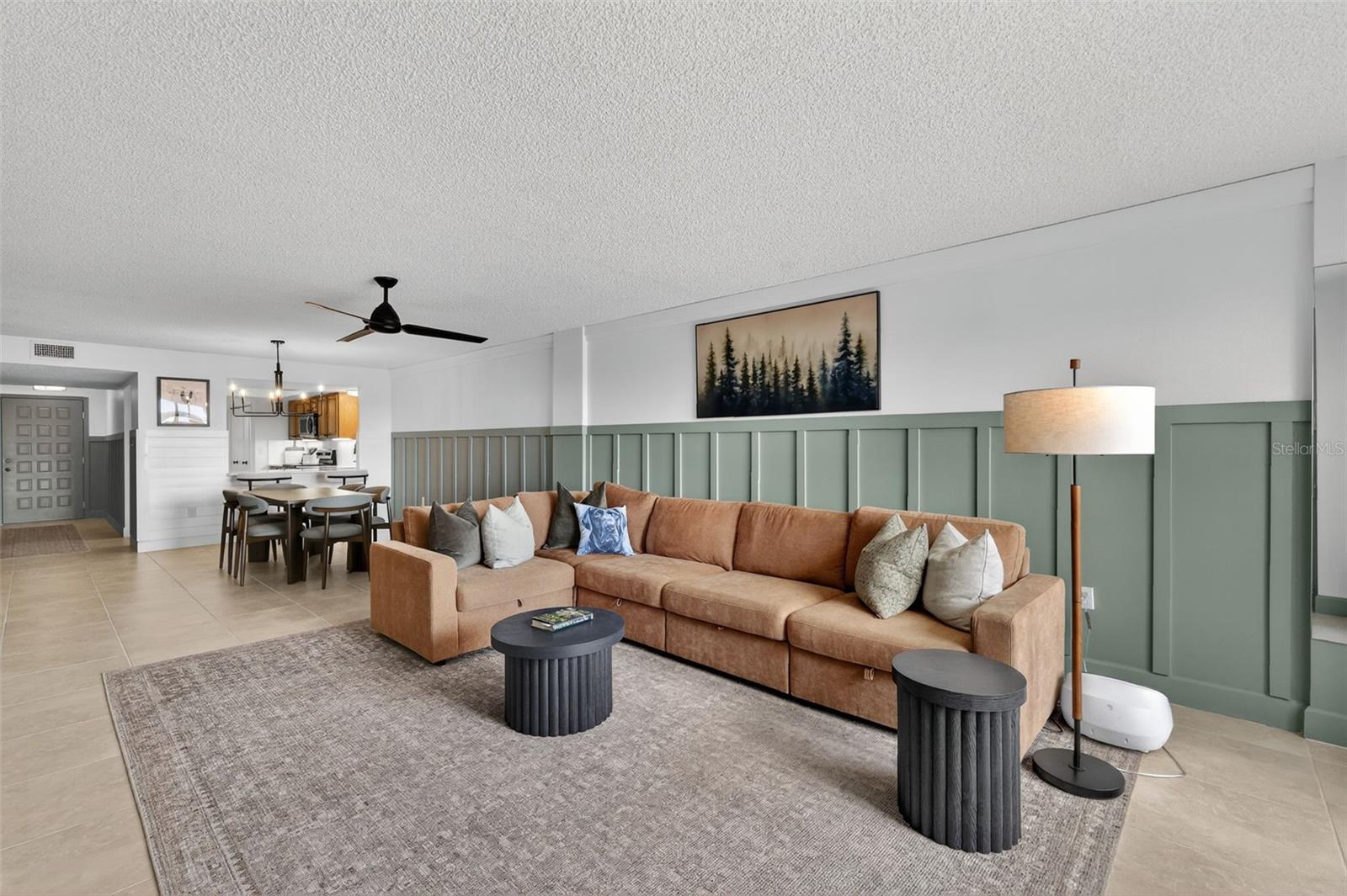 Image 17 of 36 For 501 Old Us Highway 441  105