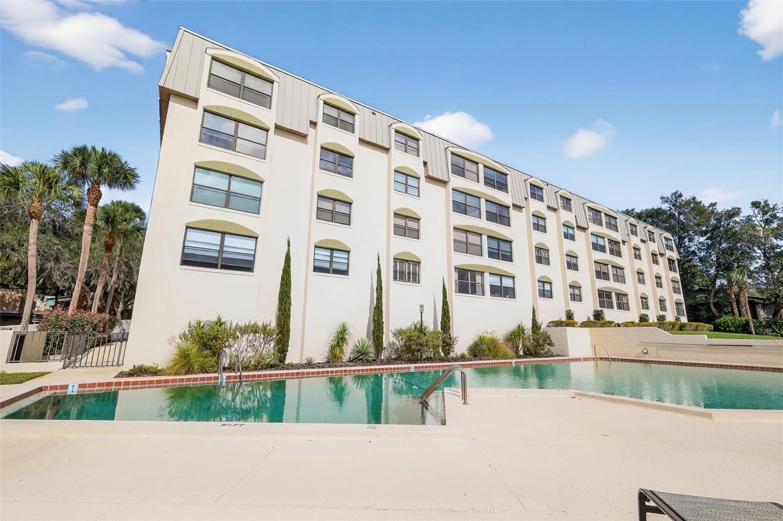 Image 26 of 36 For 501 Old Us Highway 441  105