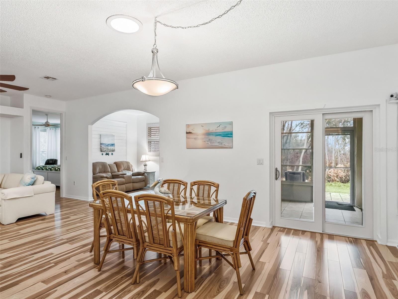 Image 13 of 57 For 32752 Timberwood Drive