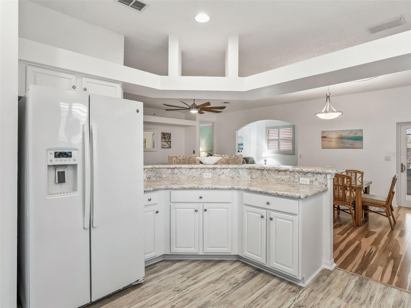 Image 16 of 57 For 32752 Timberwood Drive