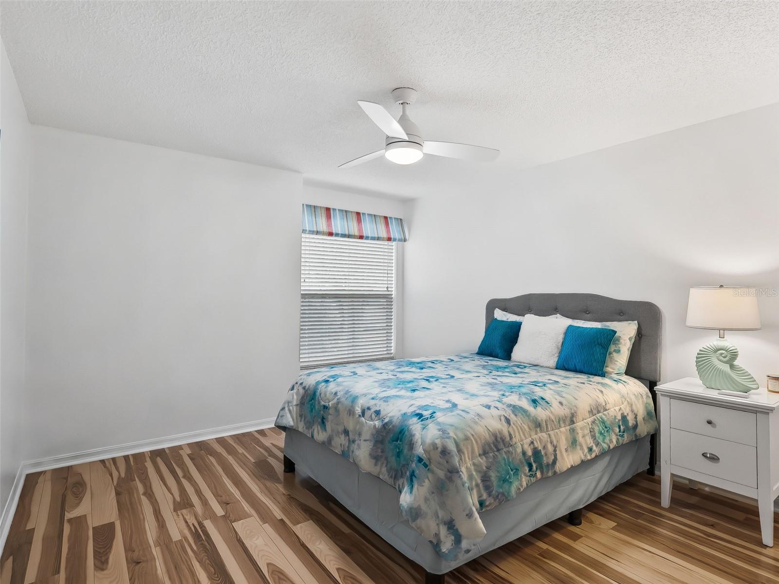 Image 27 of 57 For 32752 Timberwood Drive