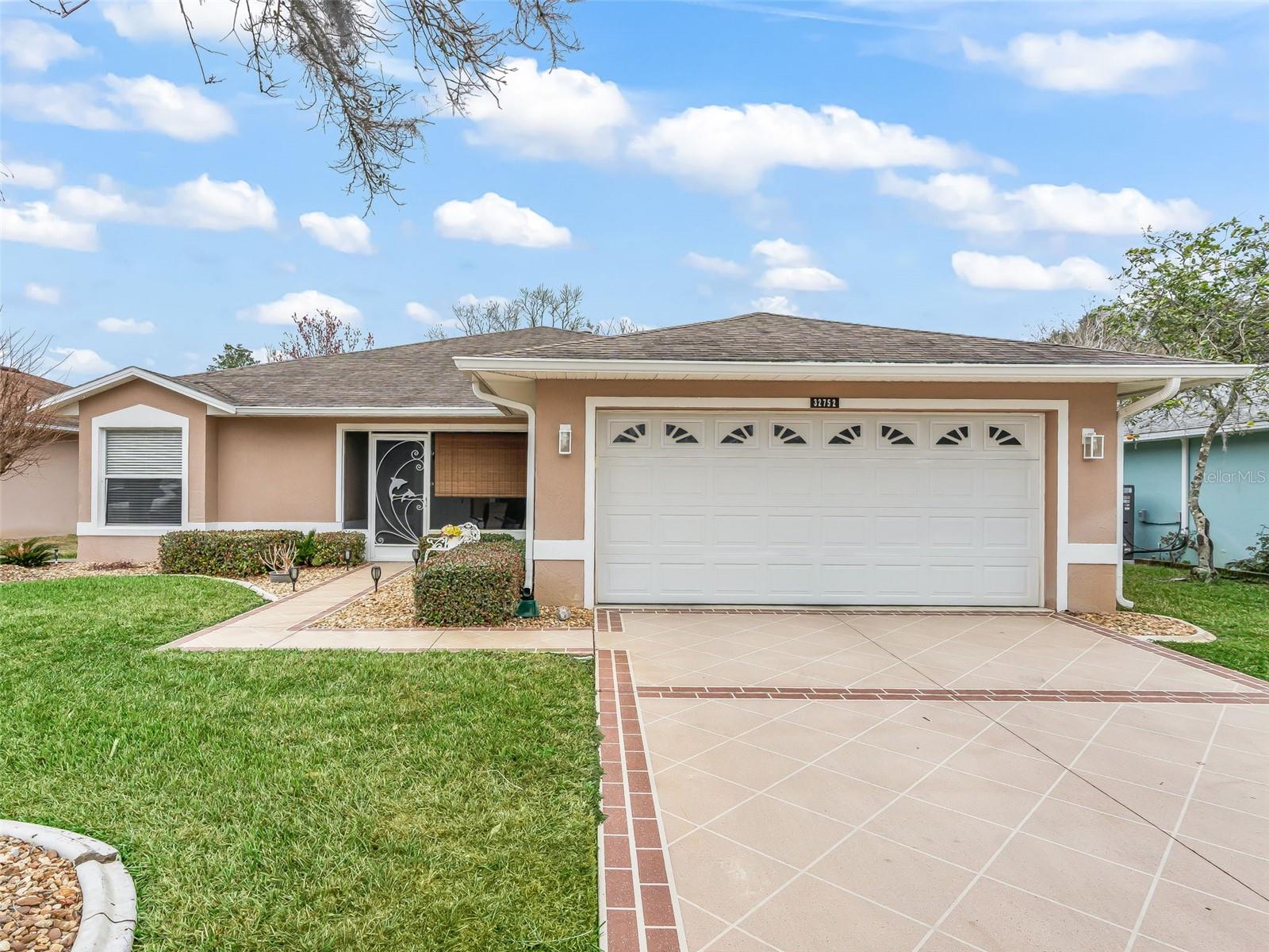 Image 3 of 57 For 32752 Timberwood Drive