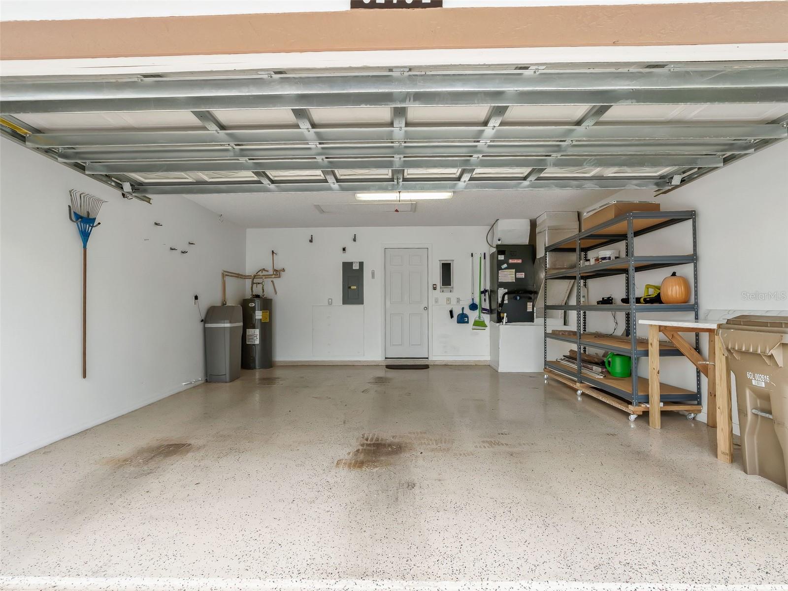 Image 34 of 57 For 32752 Timberwood Drive