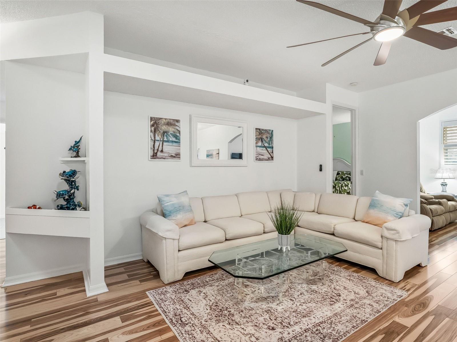 Image 9 of 57 For 32752 Timberwood Drive