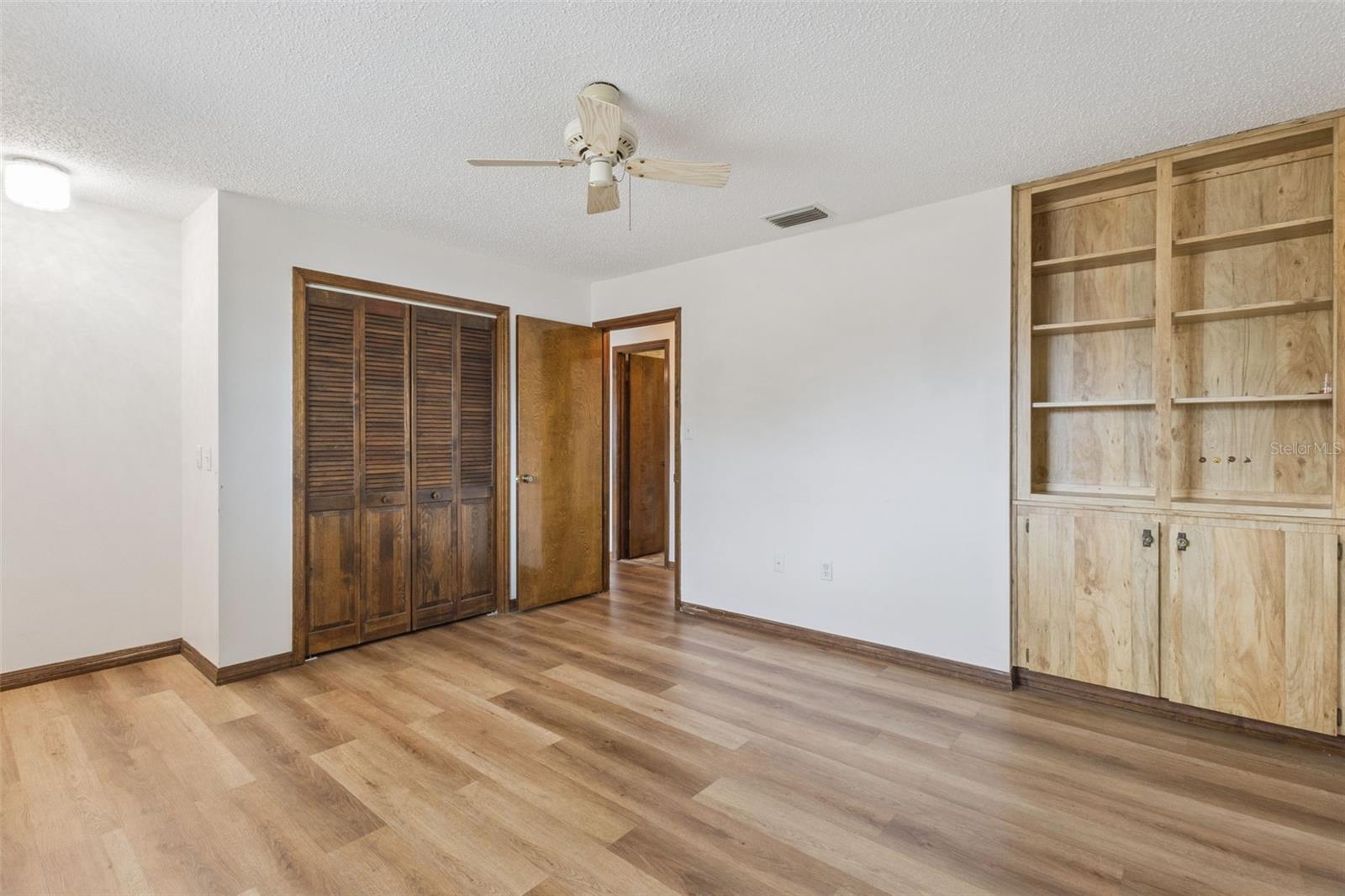 Image 13 of 31 For 35025 Raintree Drive