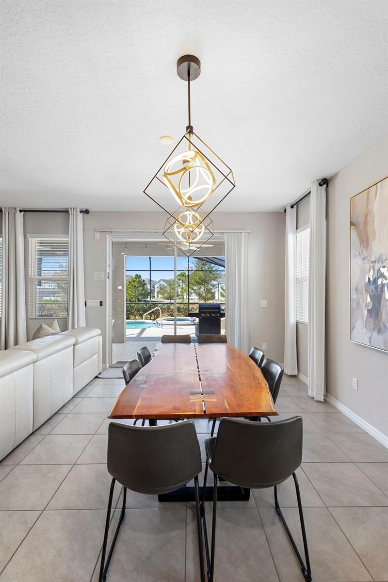 Image 10 of 65 For 7592 Oakmoss Loop