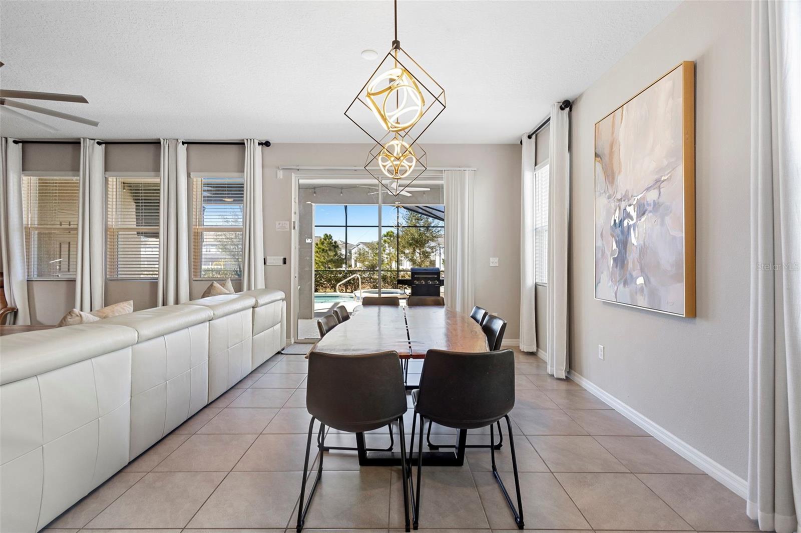 Image 11 of 65 For 7592 Oakmoss Loop