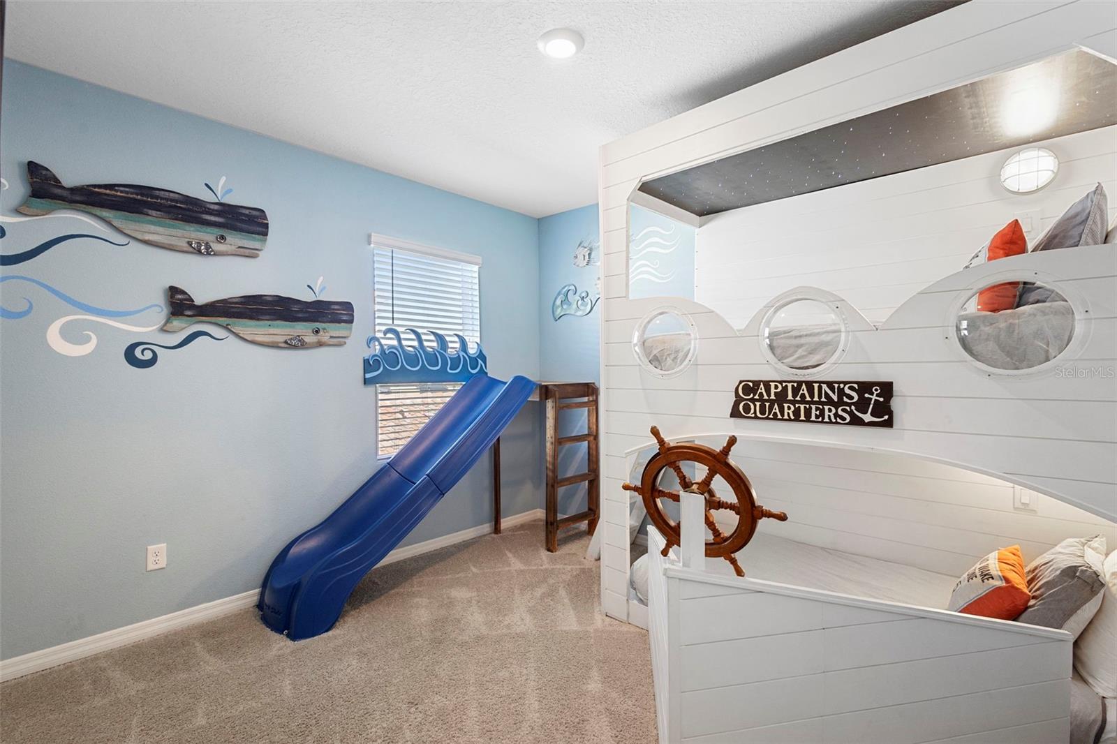 Image 32 of 65 For 7592 Oakmoss Loop