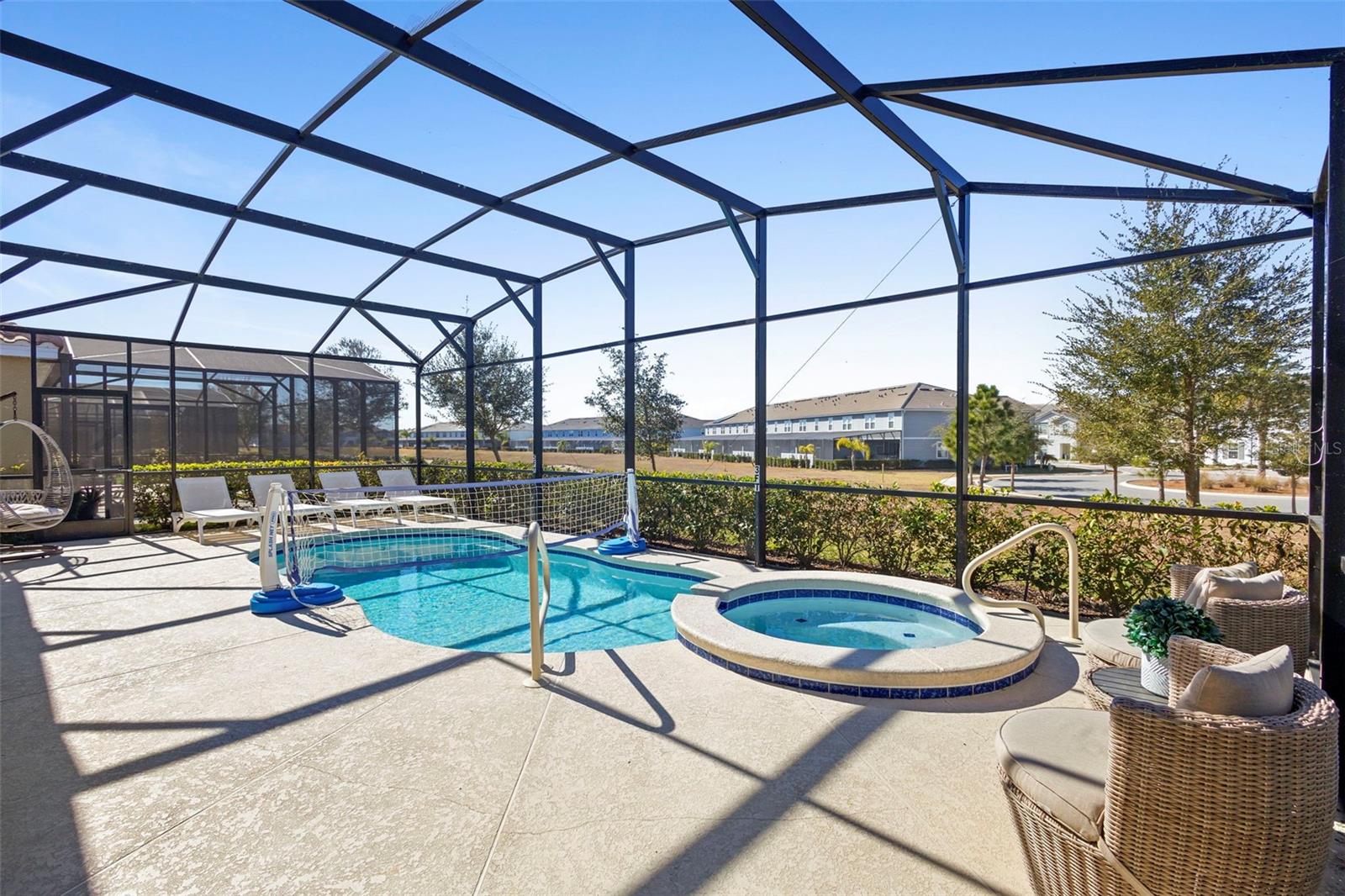 Image 44 of 65 For 7592 Oakmoss Loop