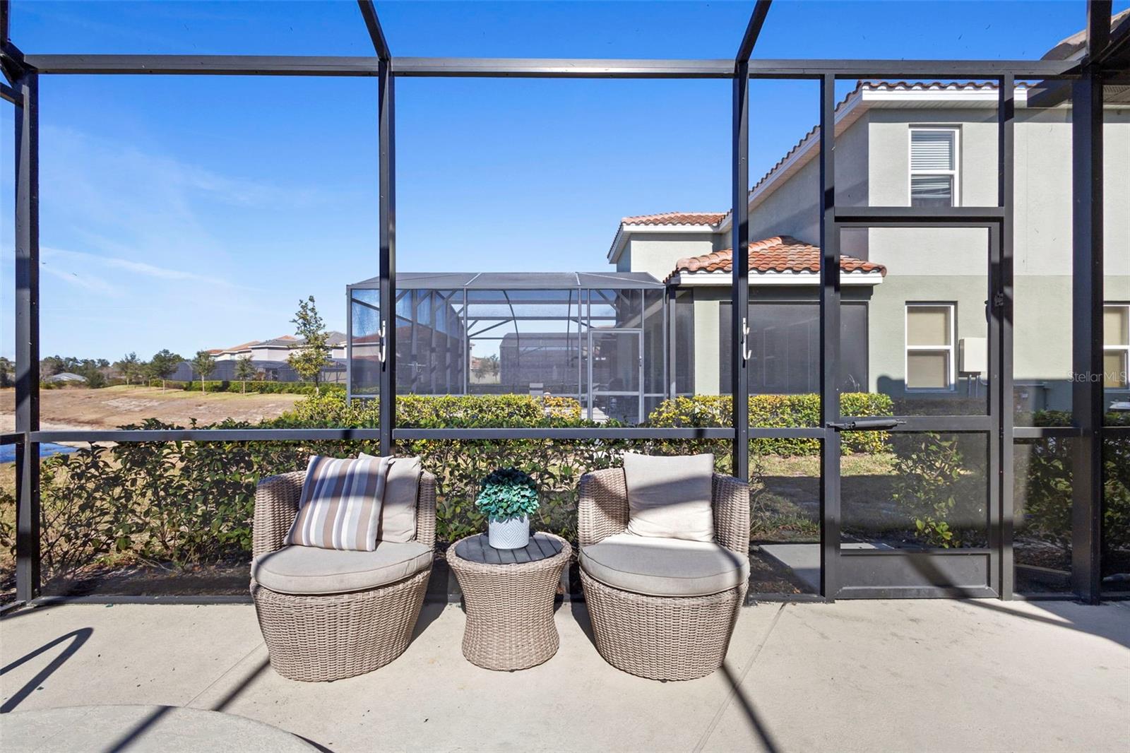 Image 46 of 65 For 7592 Oakmoss Loop