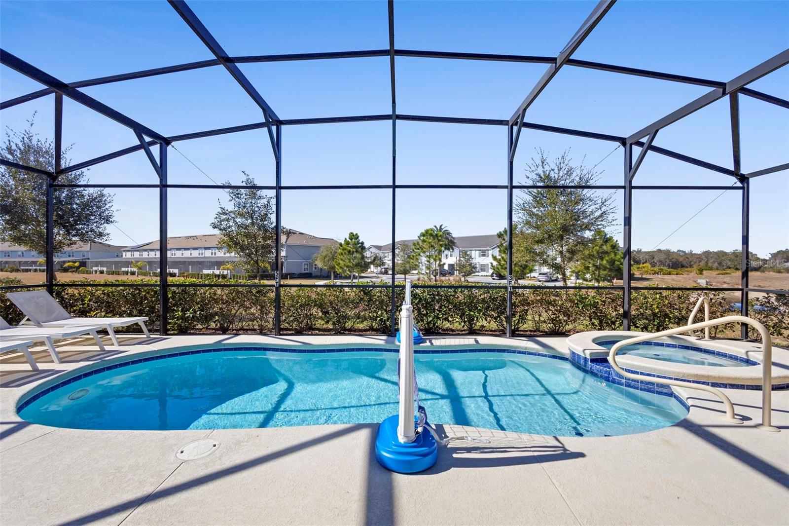 Image 47 of 65 For 7592 Oakmoss Loop