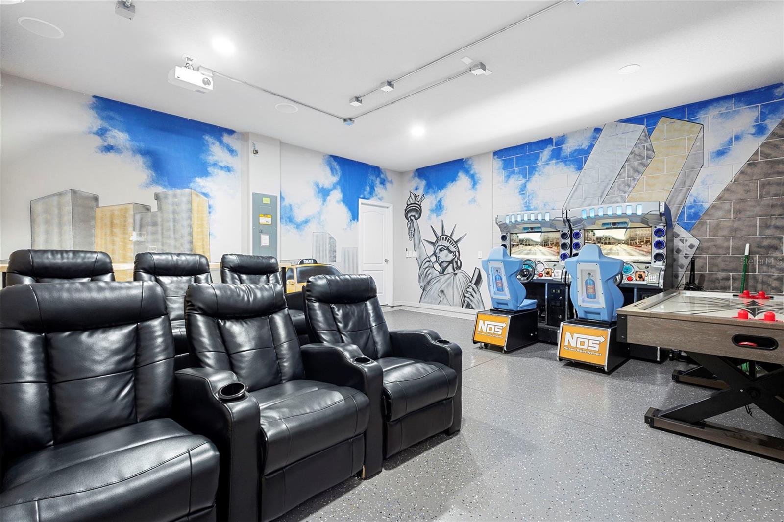 Image 51 of 65 For 7592 Oakmoss Loop