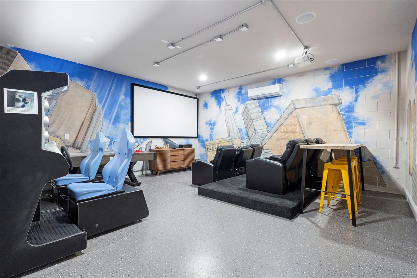 Image 53 of 65 For 7592 Oakmoss Loop