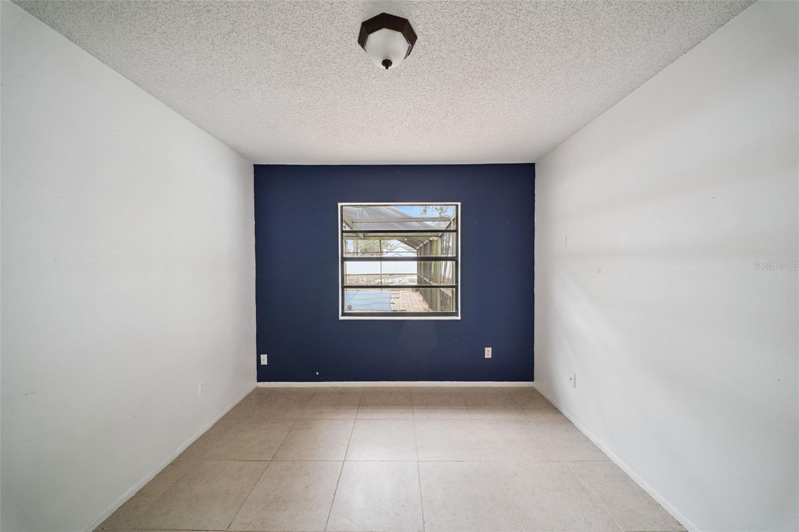 Image 14 of 33 For 2911 Autumnwood Trail