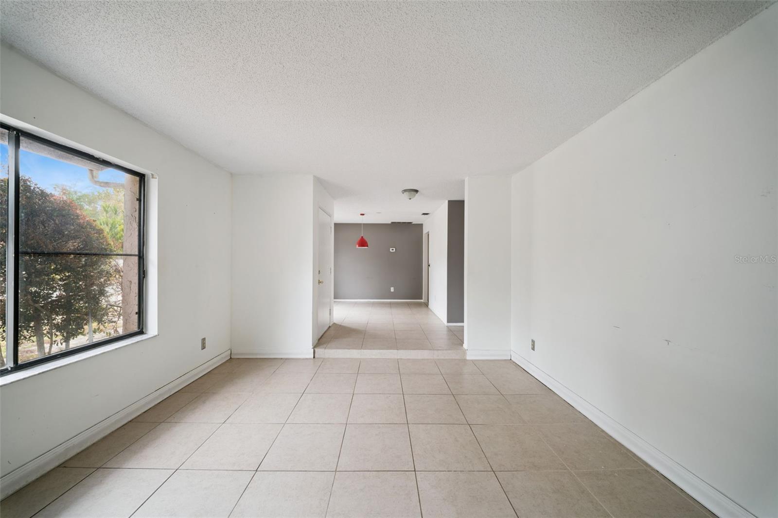 Image 8 of 33 For 2911 Autumnwood Trail