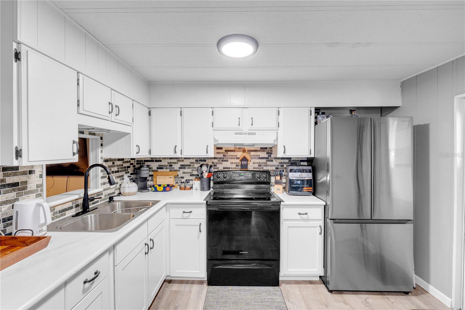 Image 6 of 31 For 34127 Washington Avenue