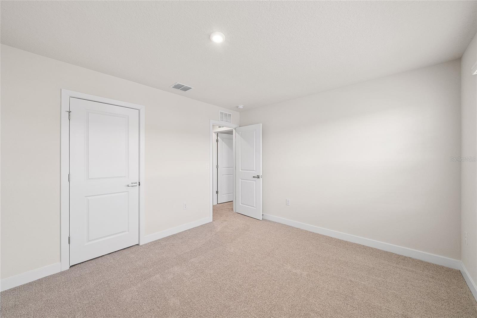 Image 31 of 49 For 1197 Port Blue Way