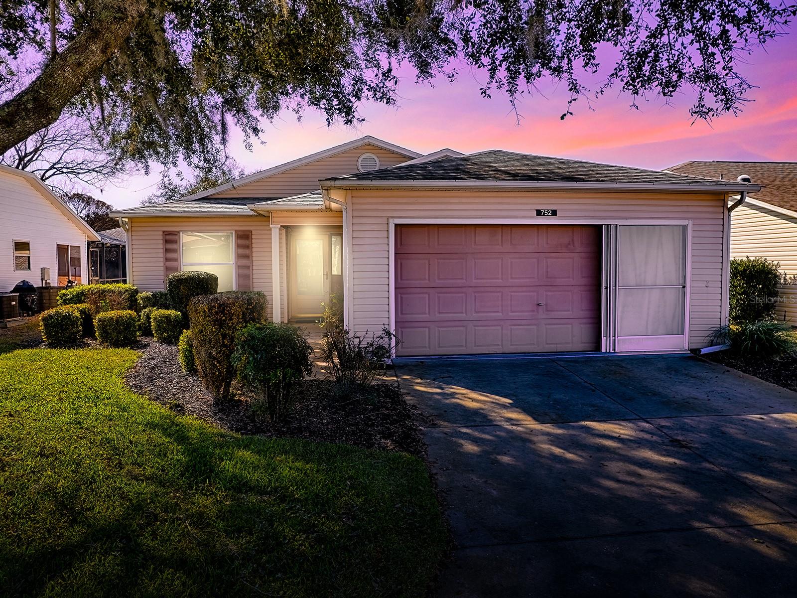 Image 37 of 37 For 752 Old Oaks Lane