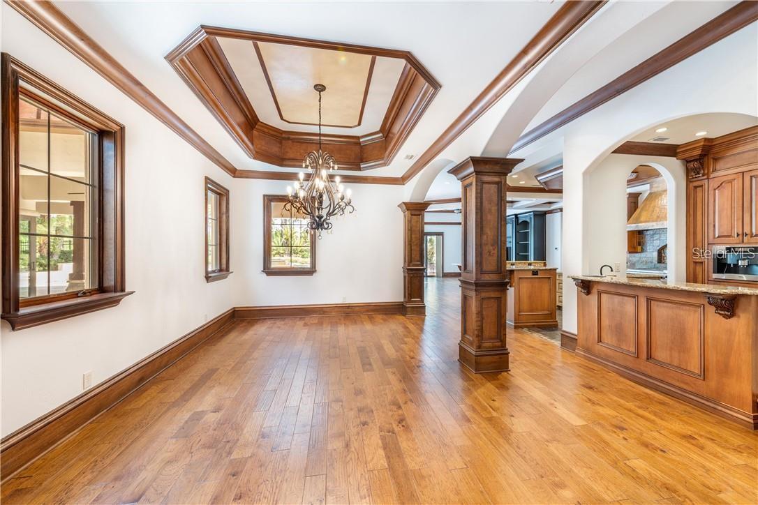 Image 13 of 64 For 16332 Pendio Drive