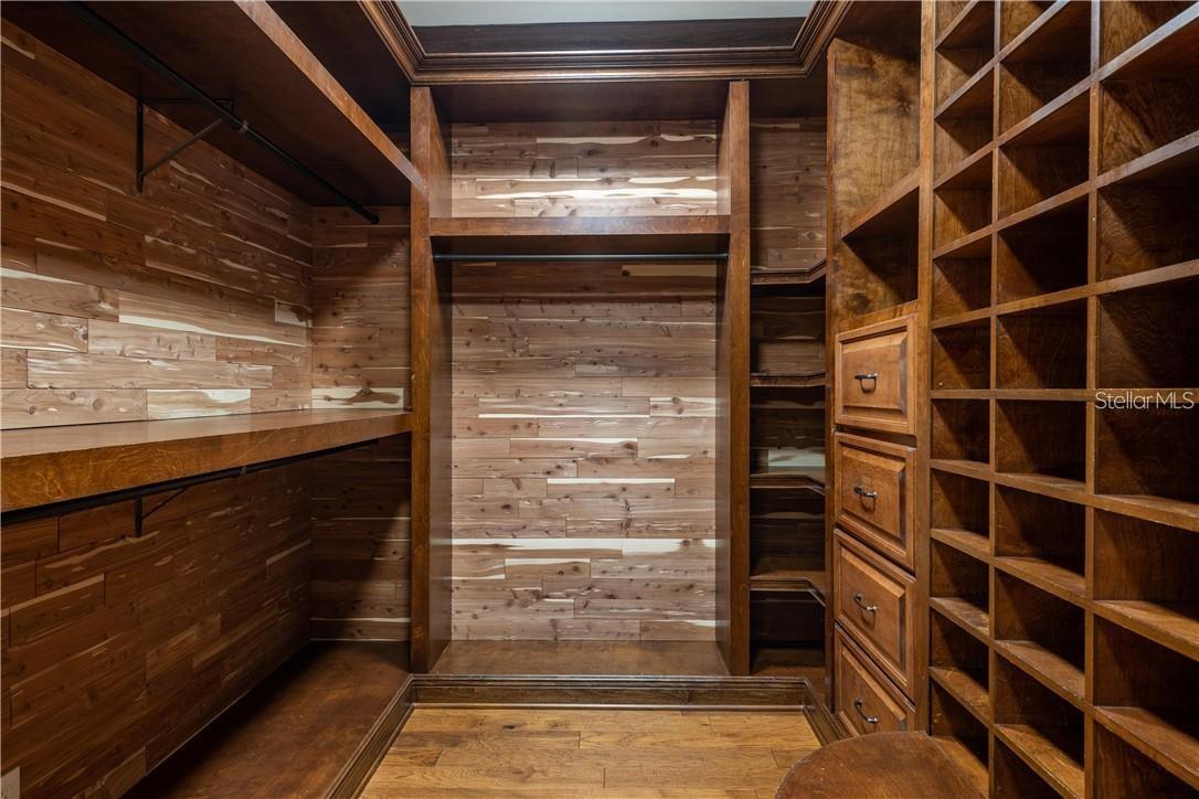 Image 25 of 64 For 16332 Pendio Drive