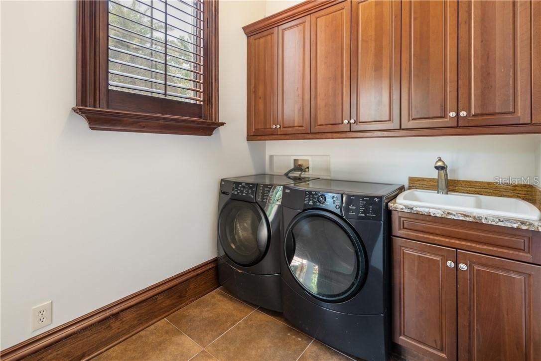 Image 39 of 64 For 16332 Pendio Drive