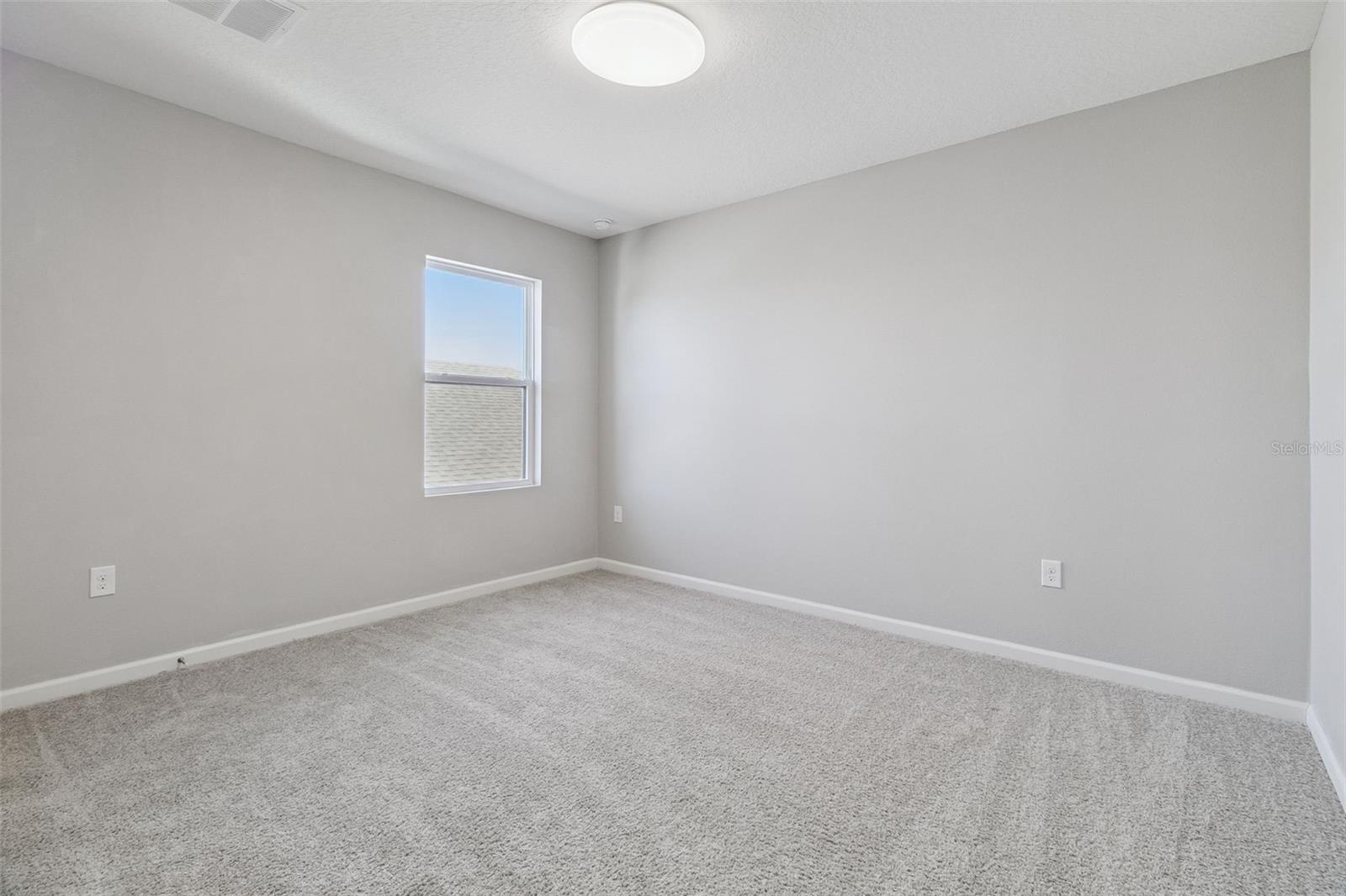 Image 28 of 60 For 4040 Dragonfly Drive