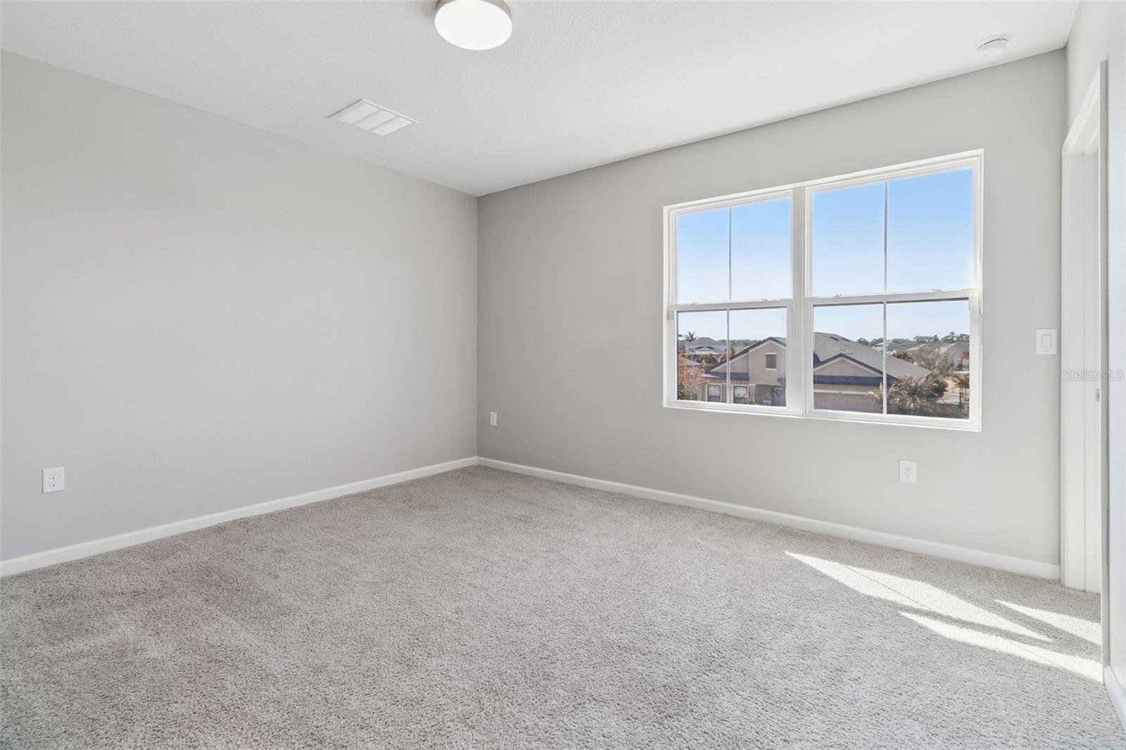 Image 31 of 60 For 4040 Dragonfly Drive