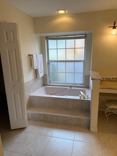 Image 23 of 37 For 14747 Green Valley Boulevard