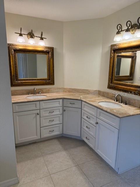 Image 26 of 37 For 14747 Green Valley Boulevard