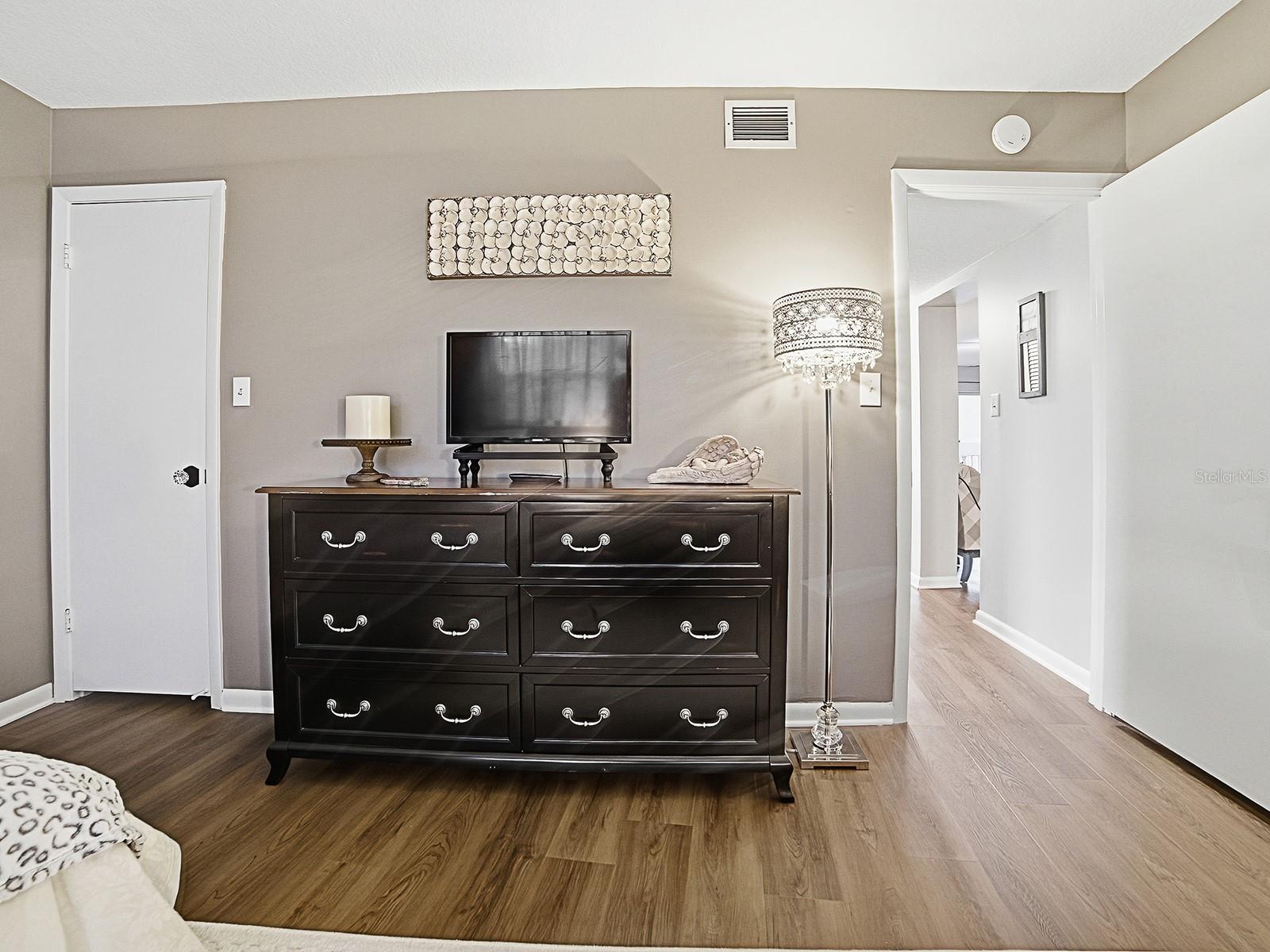 Image 23 of 50 For 601 Mcdonald Street 109