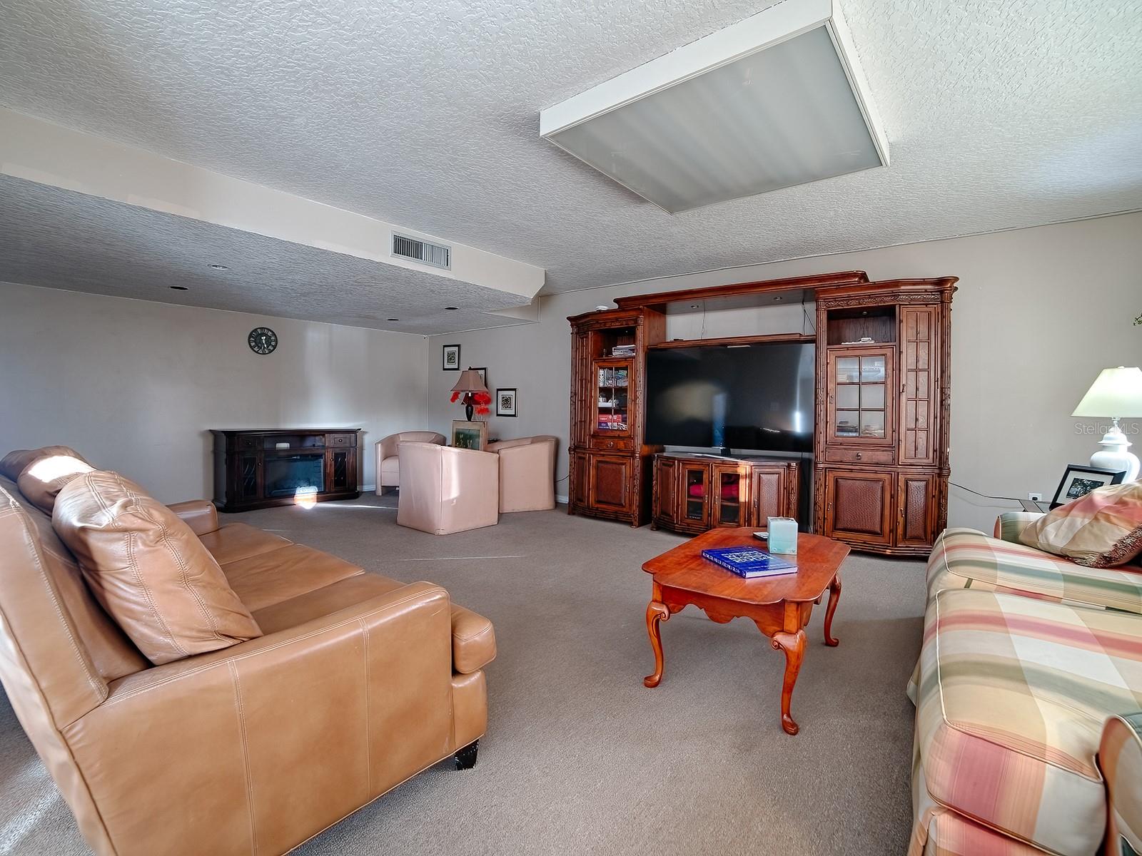 Image 46 of 50 For 601 Mcdonald Street 109