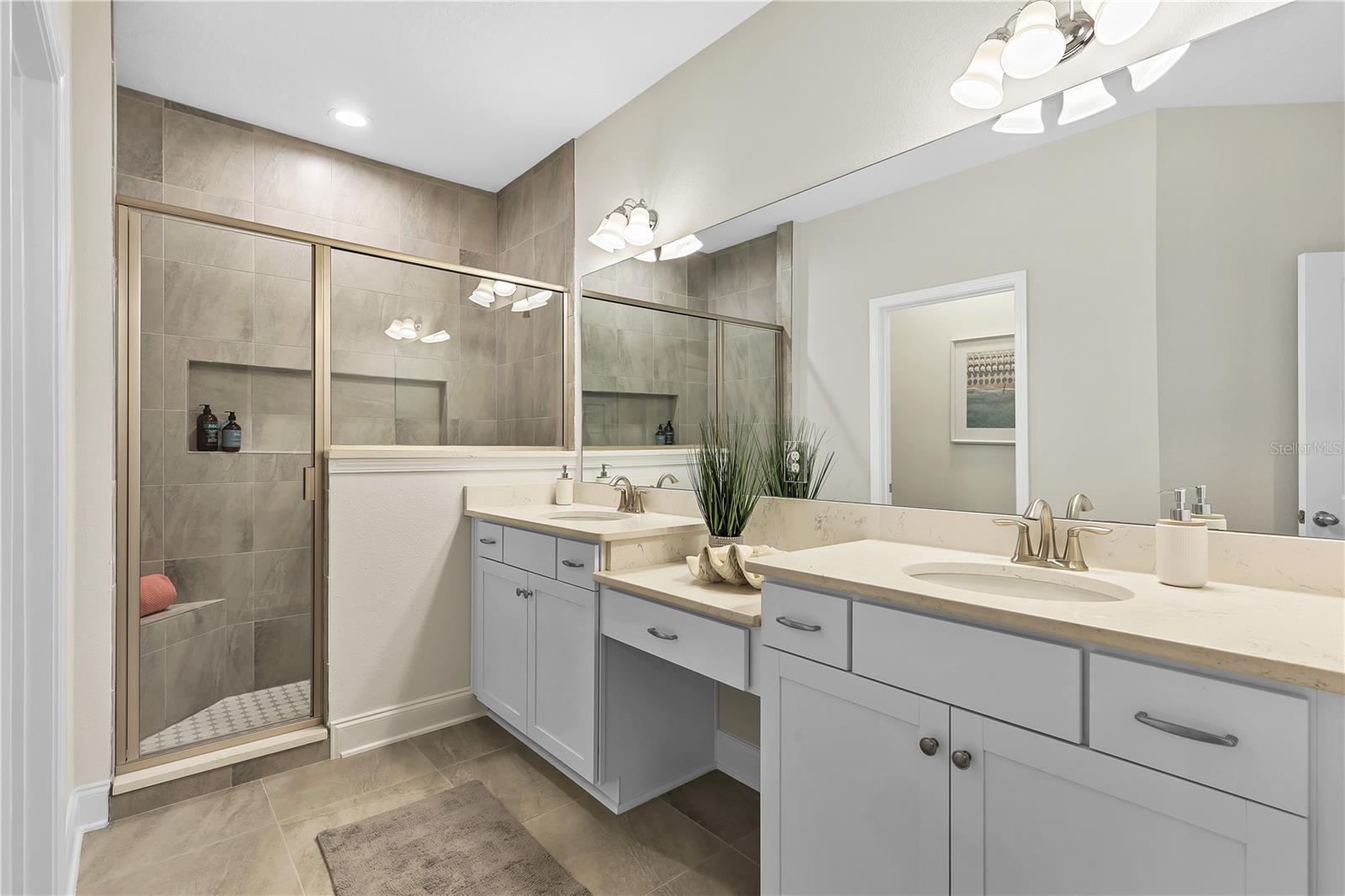 Image 19 of 28 For 7570 Sea Oak Court