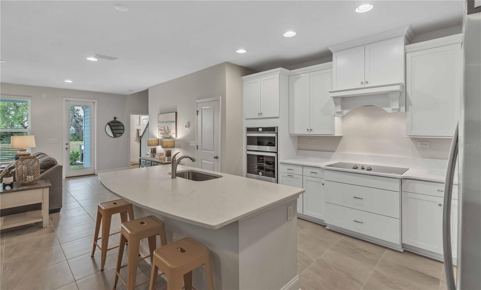 Image 8 of 28 For 7570 Sea Oak Court