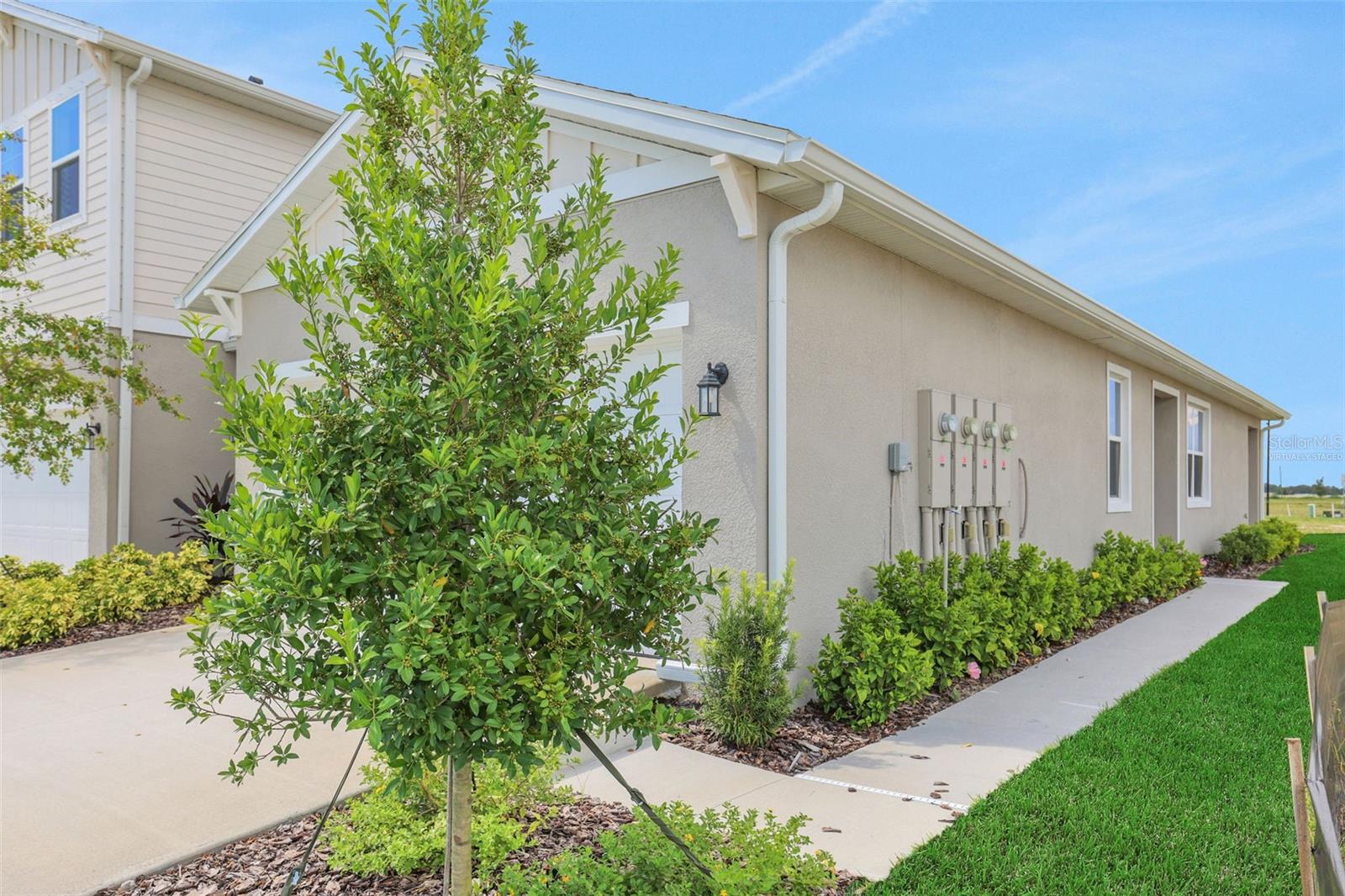 Image 2 of 35 For 7574 Sea Oak Court