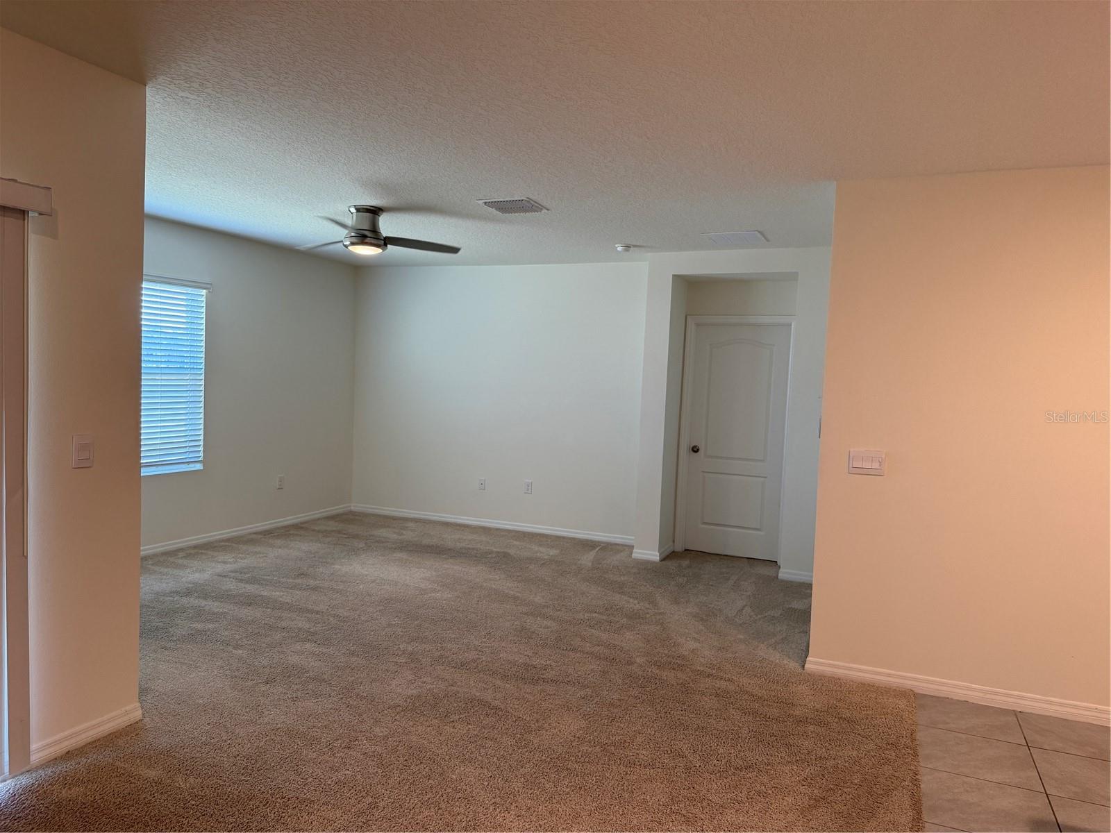 Image 18 of 30 For 1792 Henin Circle