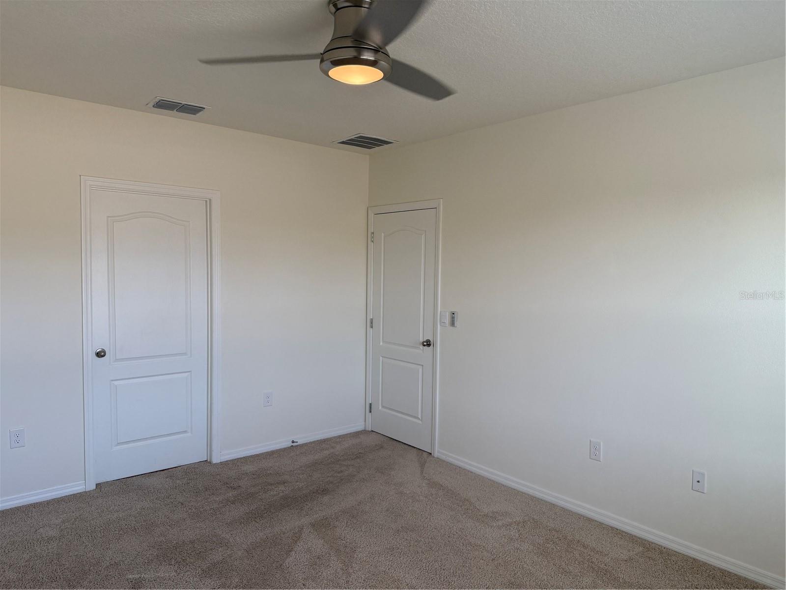 Image 21 of 30 For 1792 Henin Circle