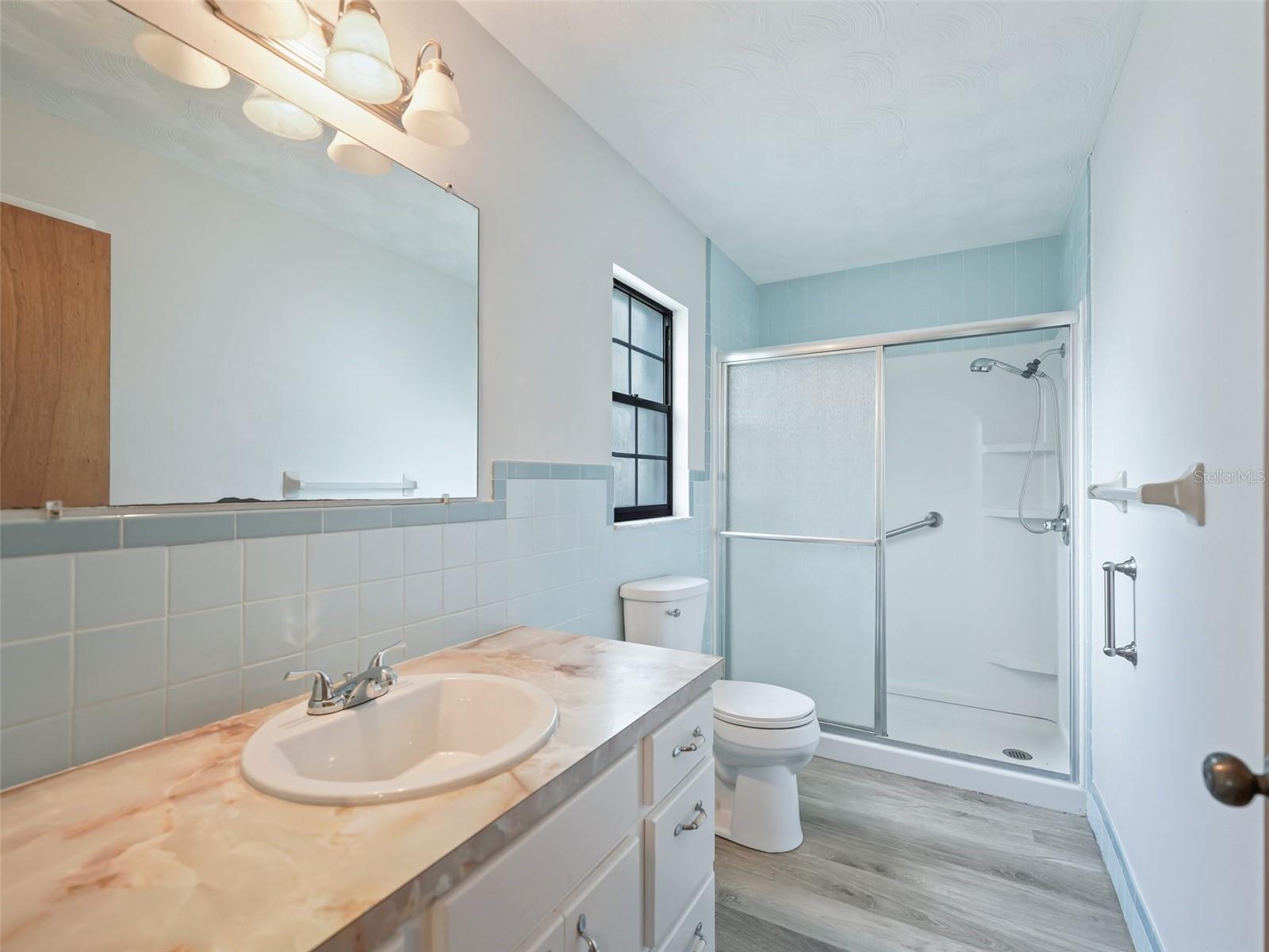 Image 18 of 33 For 11495 121st Lane Road