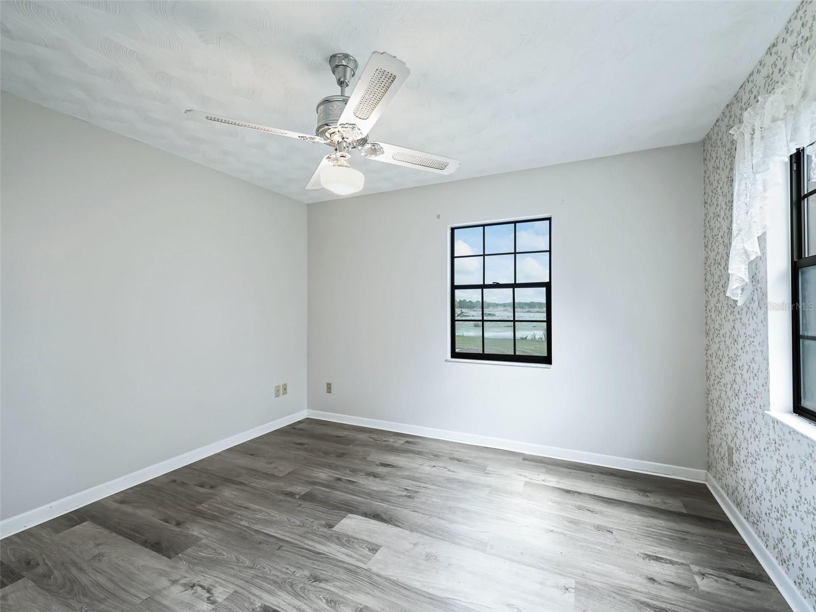 Image 19 of 33 For 11495 121st Lane Road