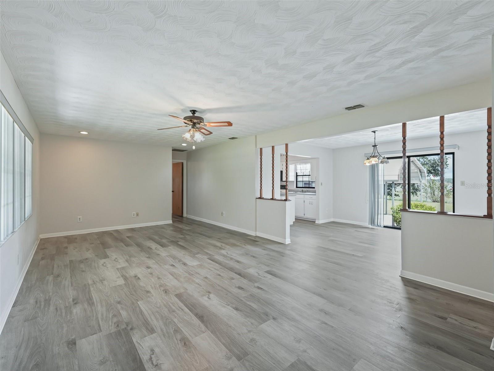 Image 6 of 33 For 11495 121st Lane Road