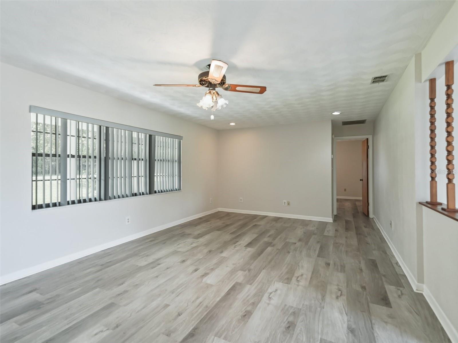 Image 7 of 33 For 11495 121st Lane Road