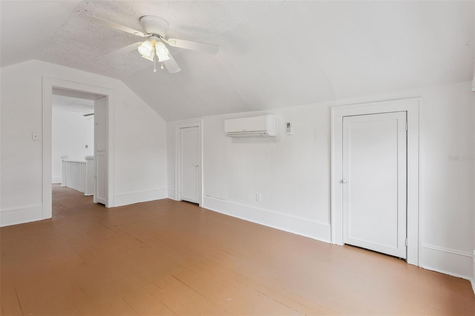 Image 15 of 38 For 212 Cassady Street